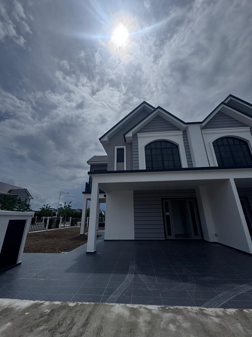 European-inspired corner garden home exterior