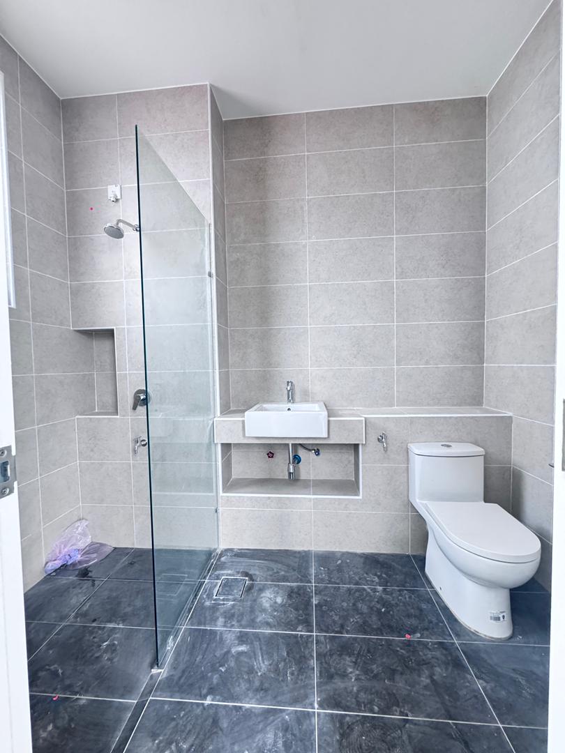 Bathroom with glass shower screen